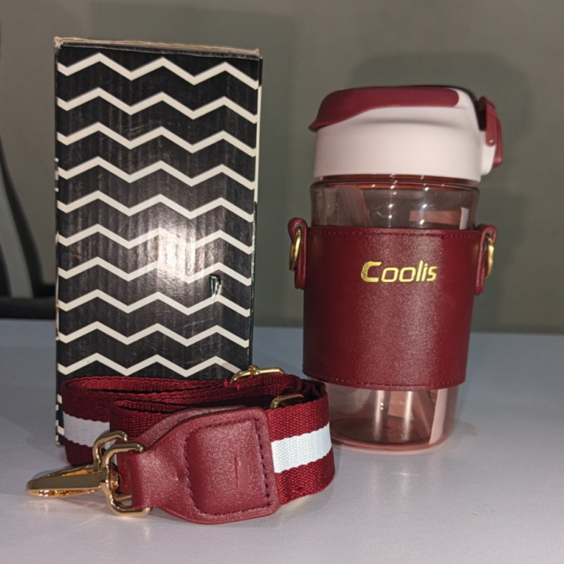 570ml red water bottle with glass body, protective sleeve and adjustable strap